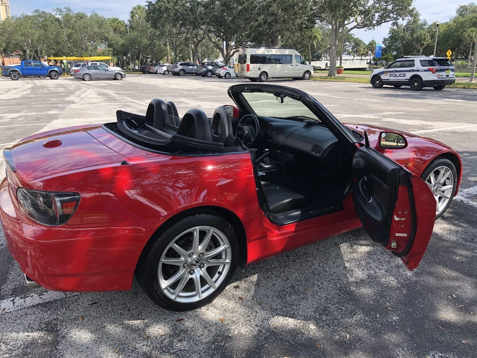 2005 Honda AP2 S2000 - Image 15 of 31