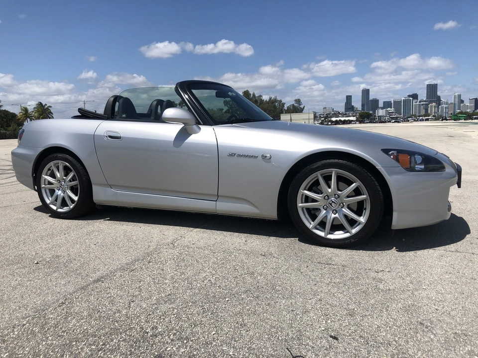 2005 Honda AP2 S2000 - Image 15 of 31