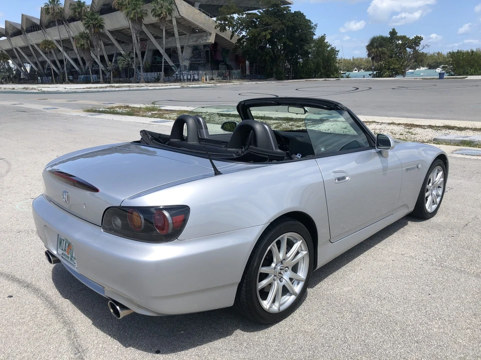 2005 Honda AP2 S2000 - Image 19 of 31
