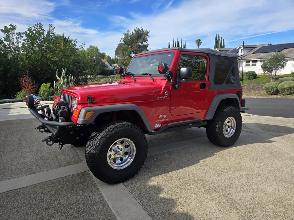 2005 Jeep TJ Wrangler - Image 2 of 31