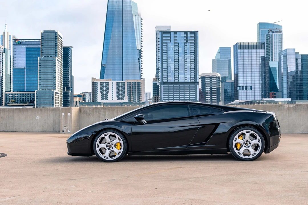 2005 Lamborghini Gallardo - Image 12 of 31