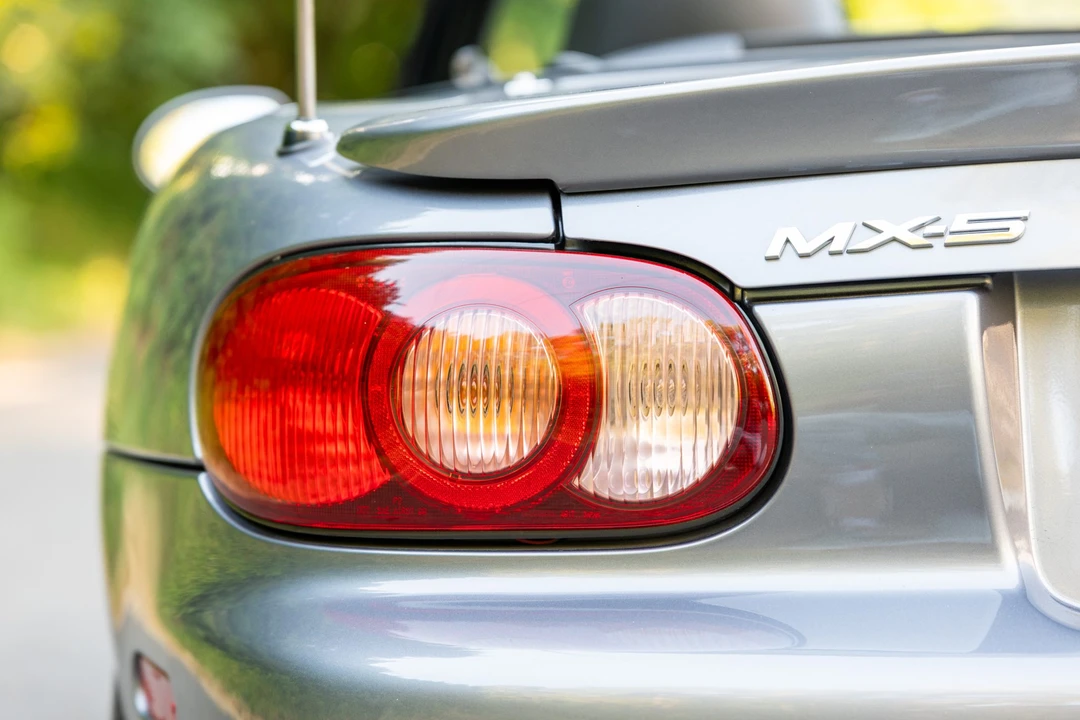 2005 Mazda NB Mazdaspeed MX-5 Miata - Image 25 of 31