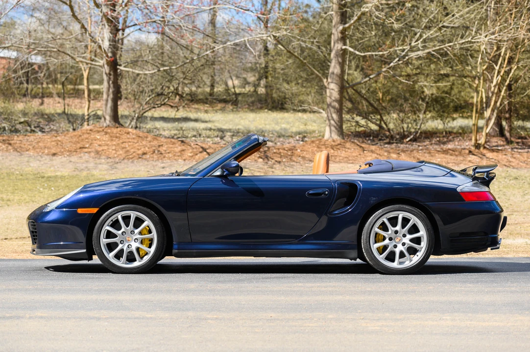 2005 Porsche 996 Turbo - Image 12 of 31