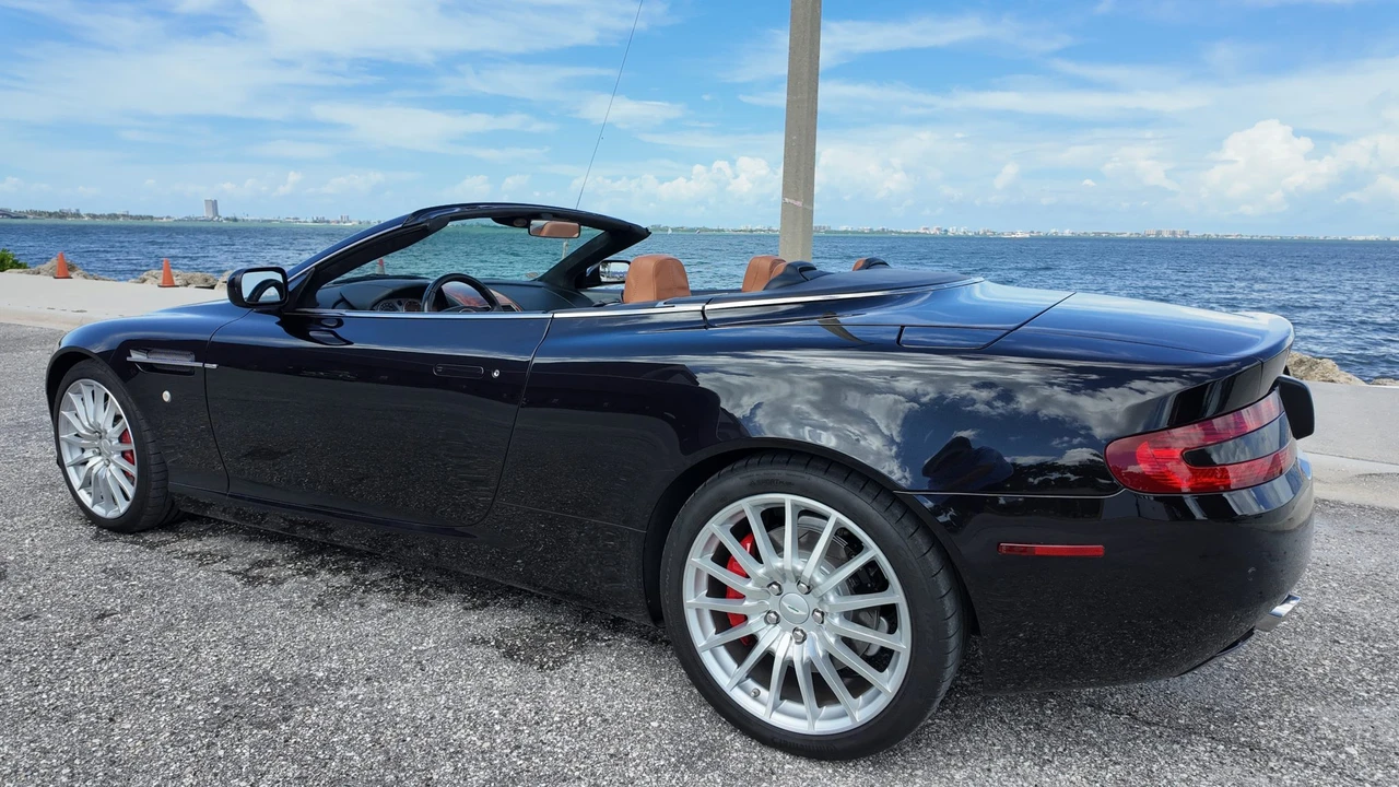 2006 Aston Martin DB9 - Image 15 of 31