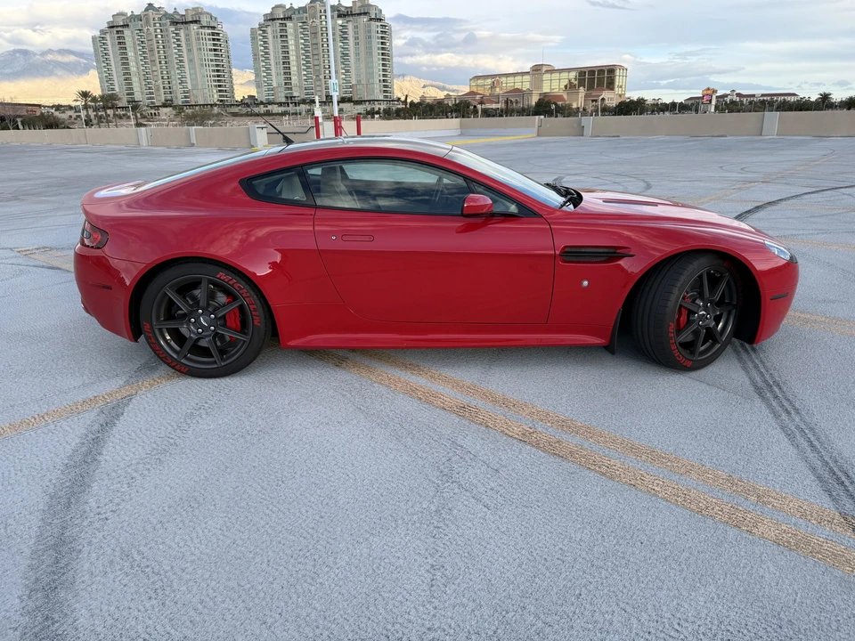 2006 Aston Martin V8 Vantage (2006-2017) - Image 25 of 31