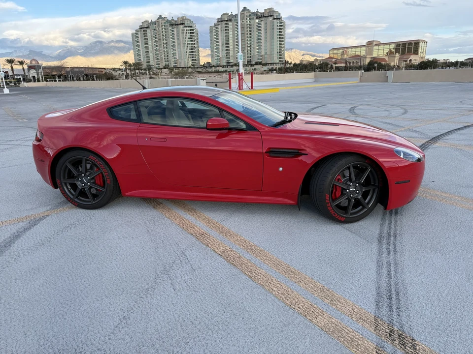 2006 Aston Martin V8 Vantage (2006-2017) - Image 26 of 31