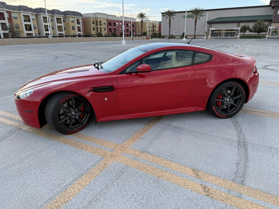 2006 Aston Martin V8 Vantage (2006-2017) - Image 6 of 31