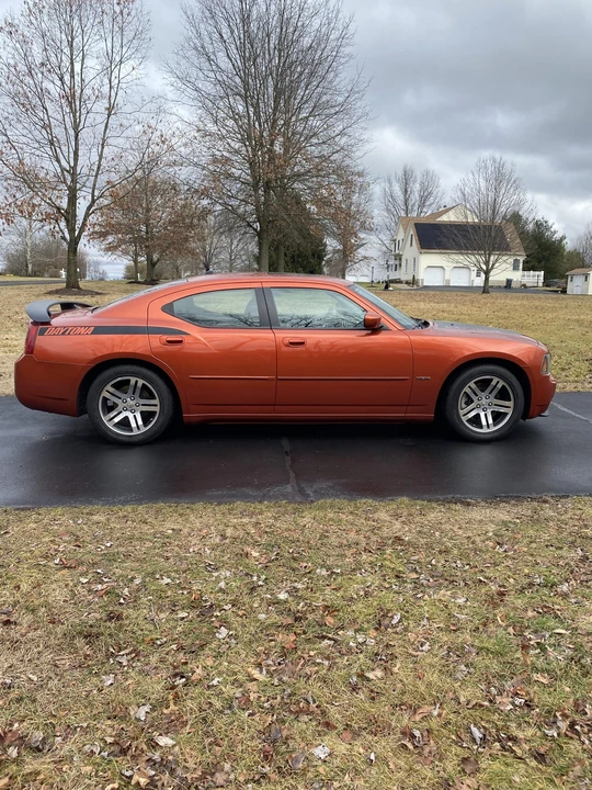 2006 Dodge Charger 6th Gen - Image 9 of 31