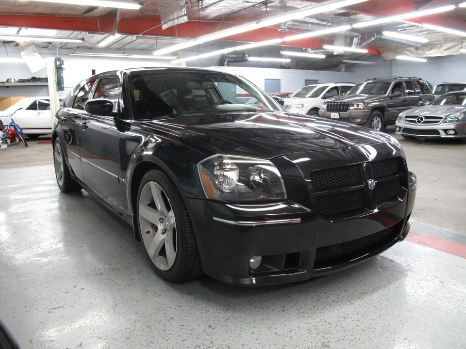 2006 Dodge Magnum SRT8 2nd Gen - Image 7 of 31