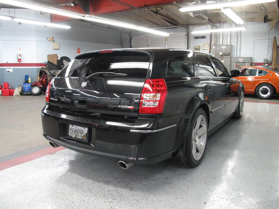 2006 Dodge Magnum SRT8 2nd Gen - Image 10 of 31
