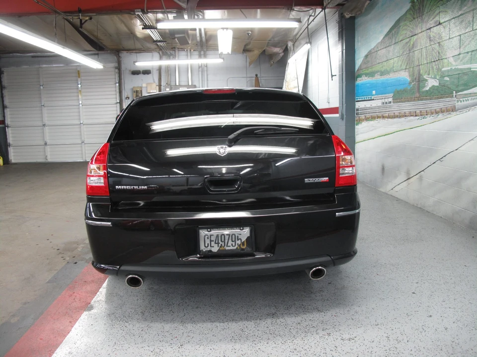 2006 Dodge Magnum SRT8 2nd Gen - Image 11 of 31