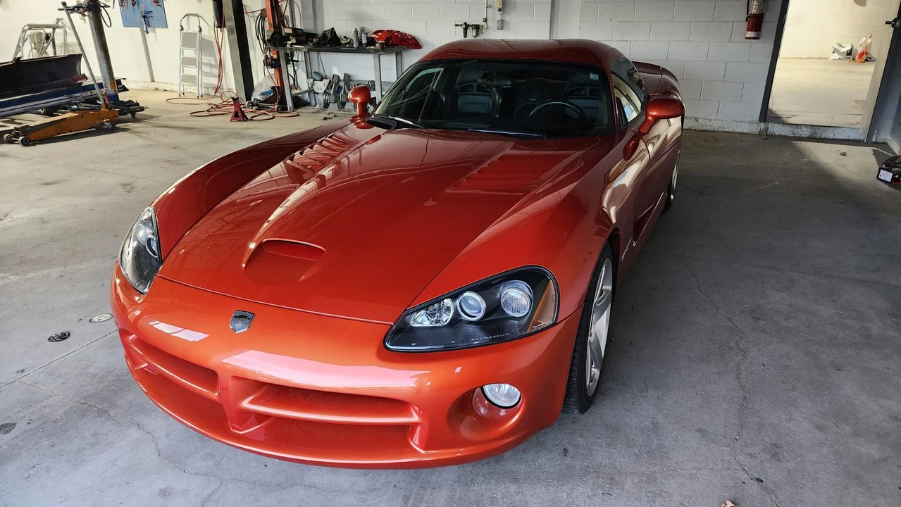 2006 Dodge Viper 3rd Gen - Image 3 of 31
