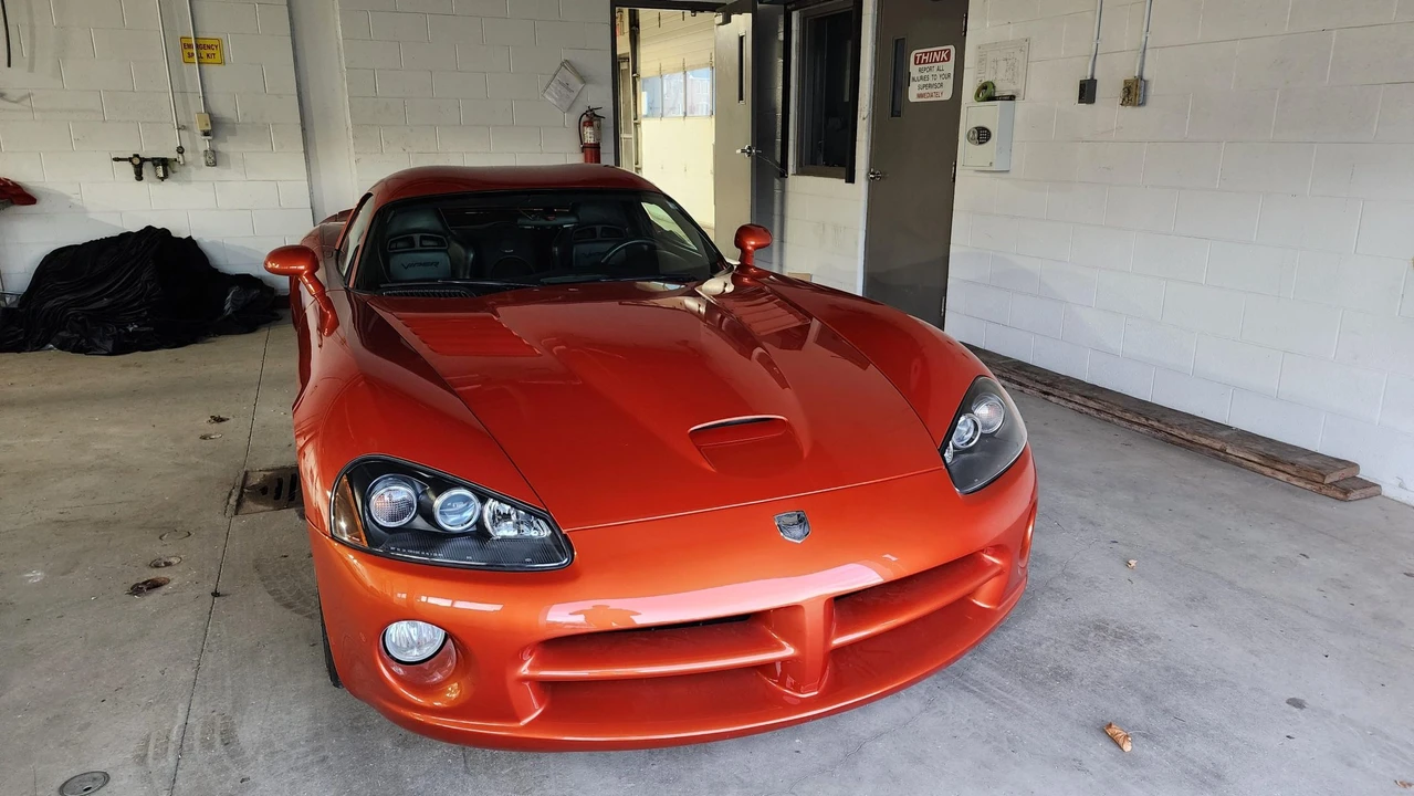 2006 Dodge Viper 3rd Gen - Image 21 of 31