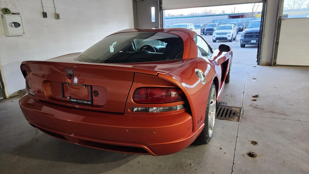 2006 Dodge Viper 3rd Gen - Image 13 of 31