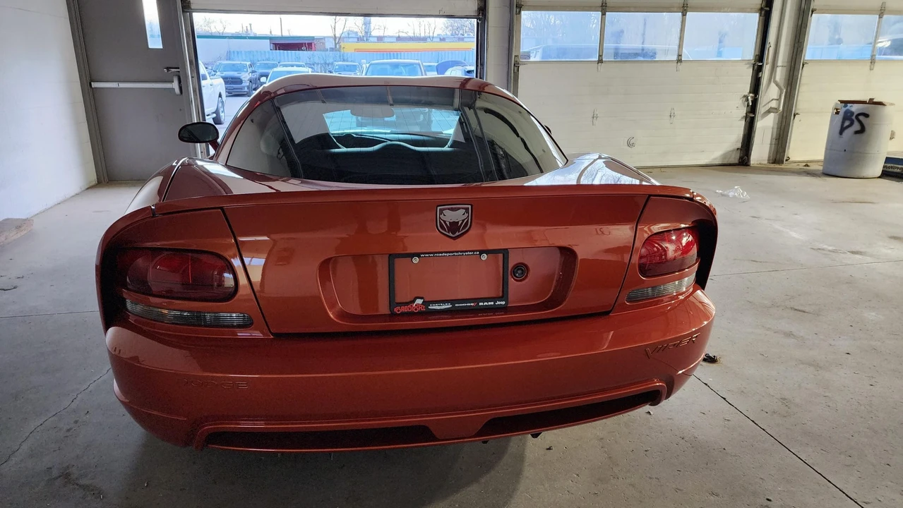 2006 Dodge Viper 3rd Gen - Image 10 of 31