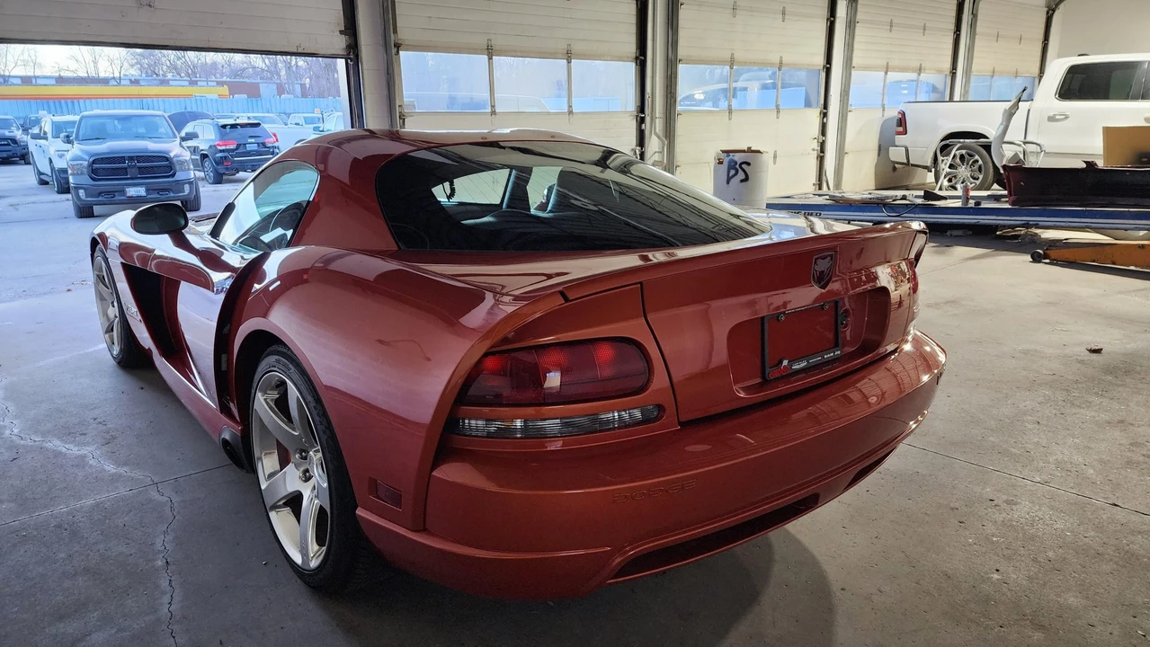 2006 Dodge Viper 3rd Gen - Image 8 of 31
