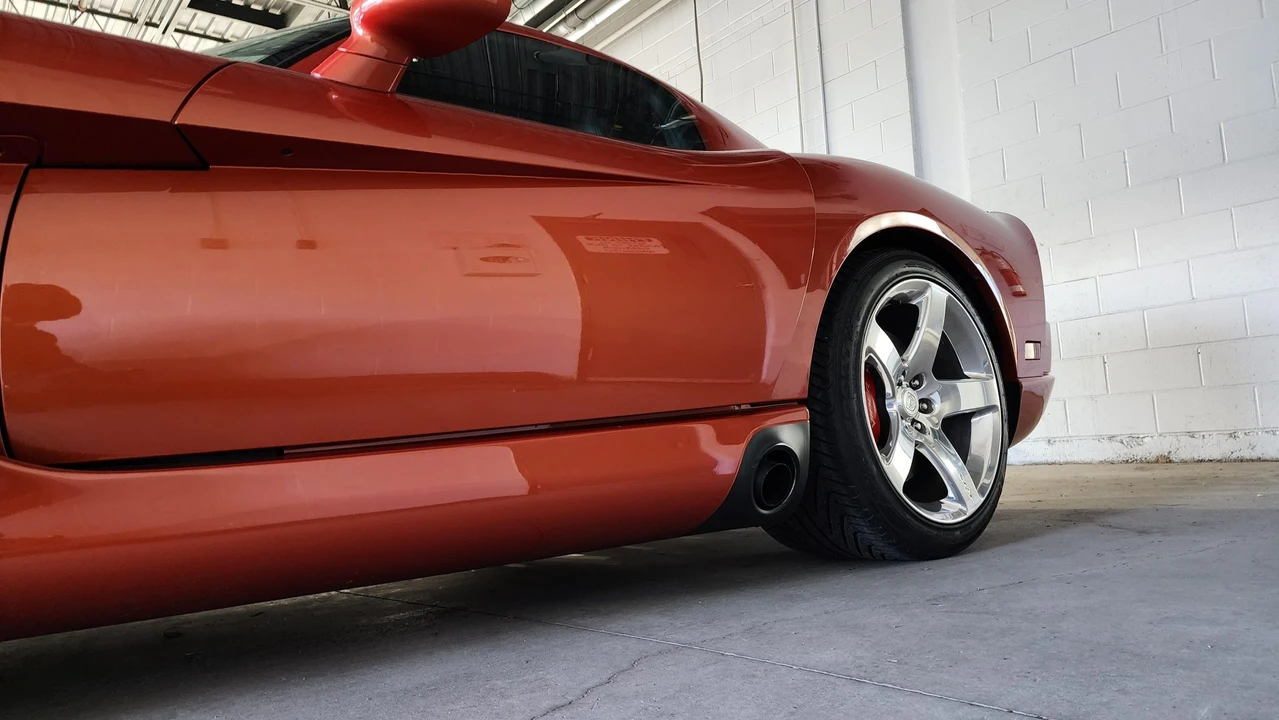 2006 Dodge Viper 3rd Gen - Image 26 of 31