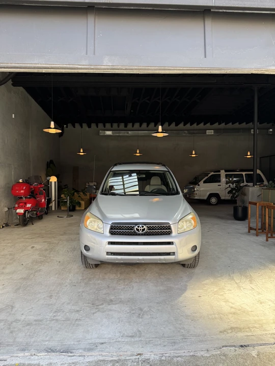 2006 Toyota RAV4 3rd Gen - Image 12 of 31