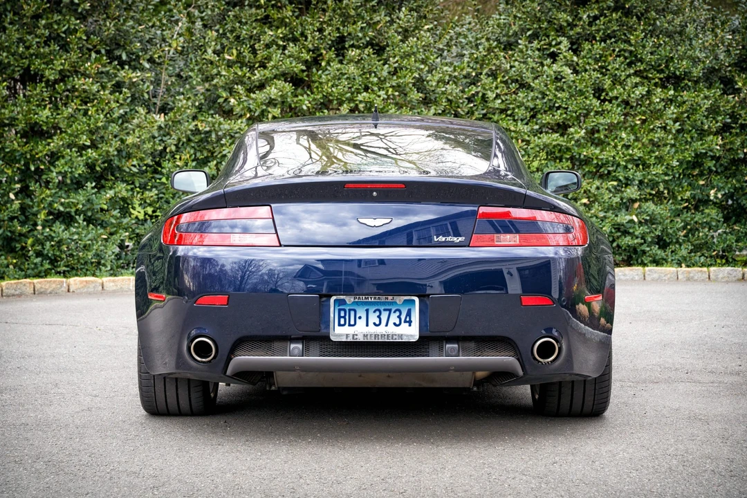 2007 Aston Martin V8 Vantage (2006-2017) - Image 9 of 31
