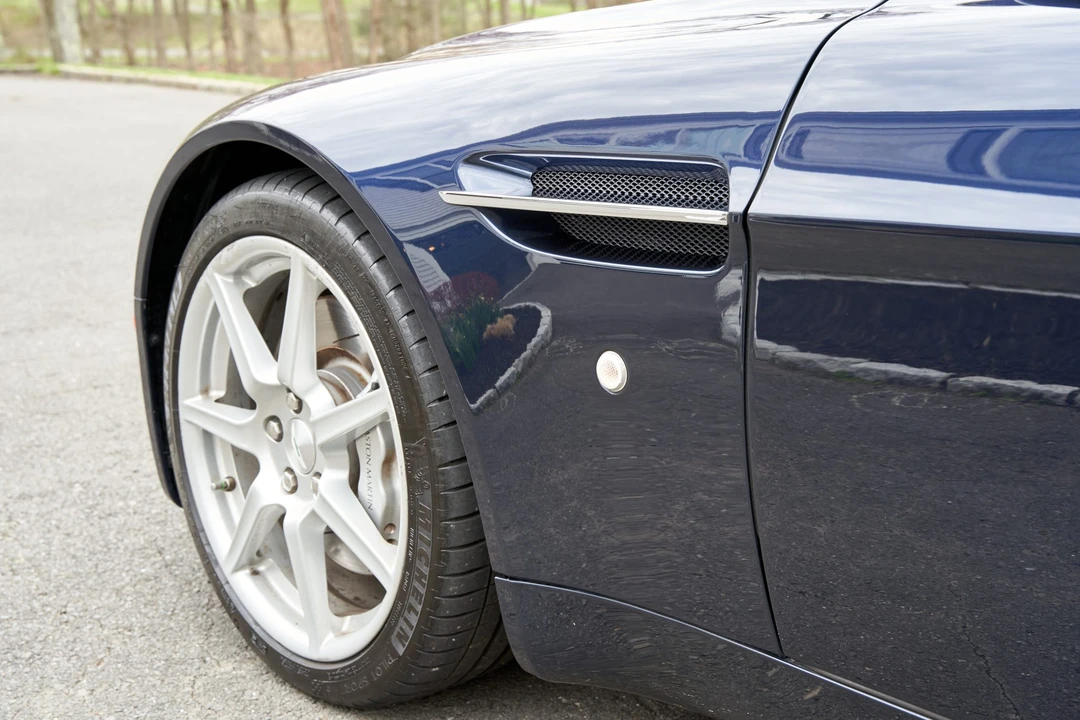 2007 Aston Martin V8 Vantage (2006-2017) - Image 19 of 31