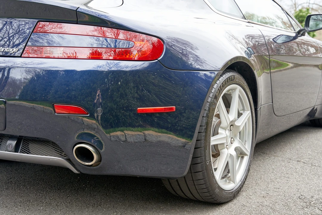 2007 Aston Martin V8 Vantage (2006-2017) - Image 29 of 31