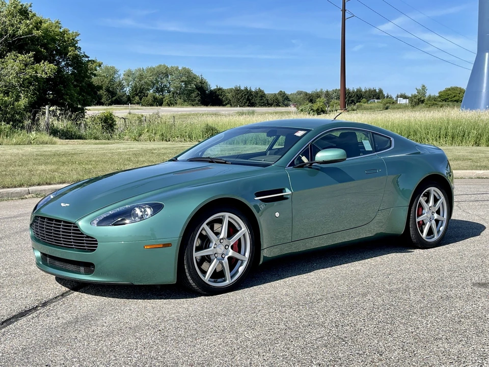2007 Aston Martin V8 Vantage (2006-2017) - Image 2 of 31