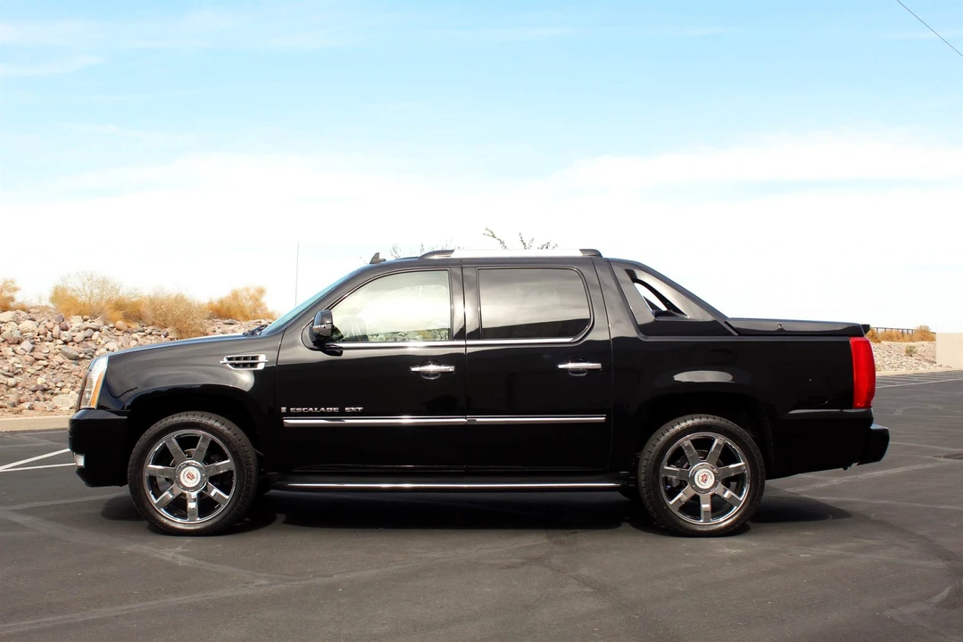 2007 Cadillac Escalade & EXT 3rd Gen - Image 5 of 31