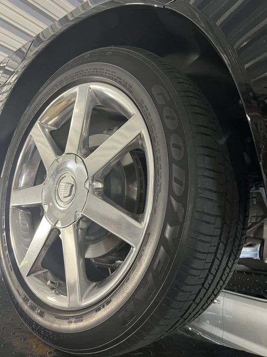 2007 Cadillac XLR - Image 25 of 31