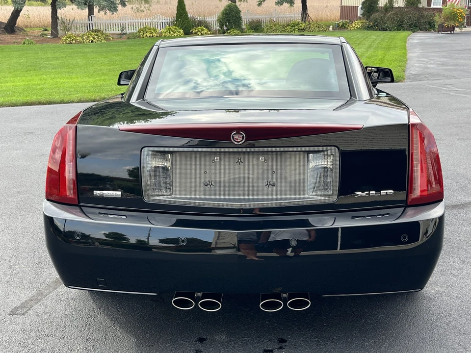 2007 Cadillac XLR - Image 11 of 31