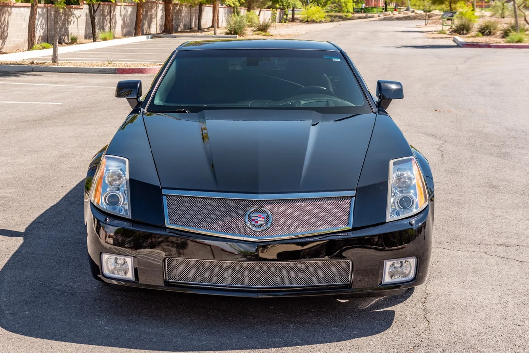 2007 Cadillac XLR-V - Image 23 of 31