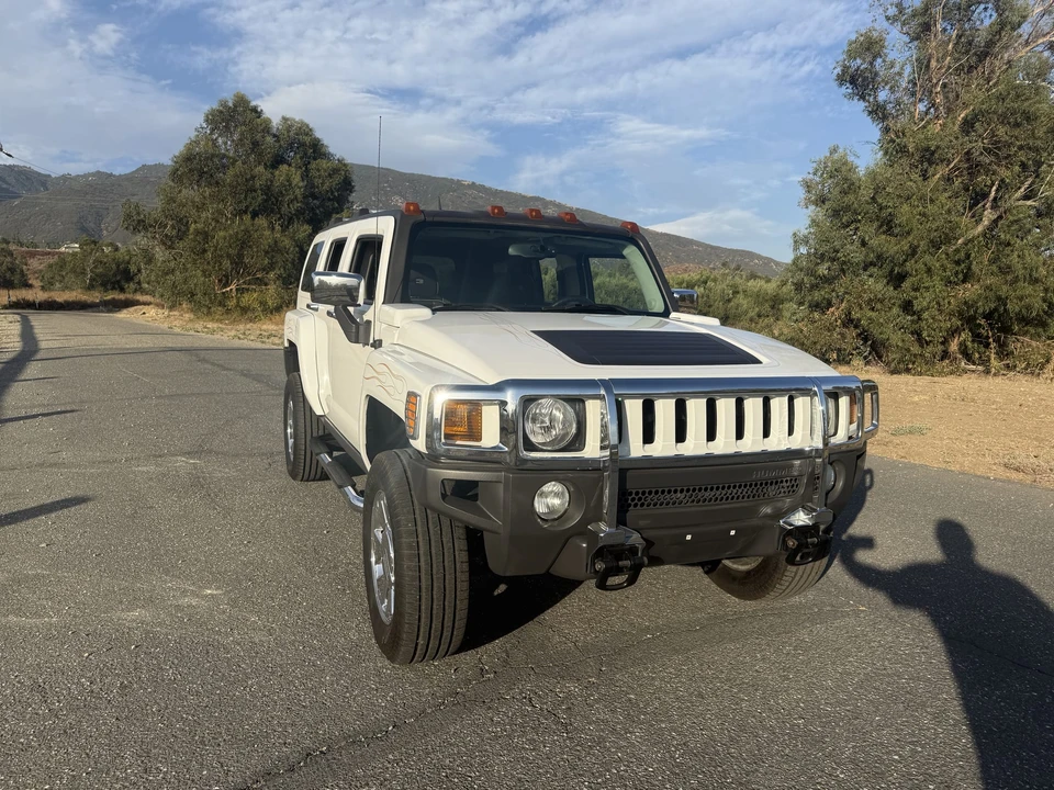 2007 Hummer Hummer H3 - Image 2 of 31