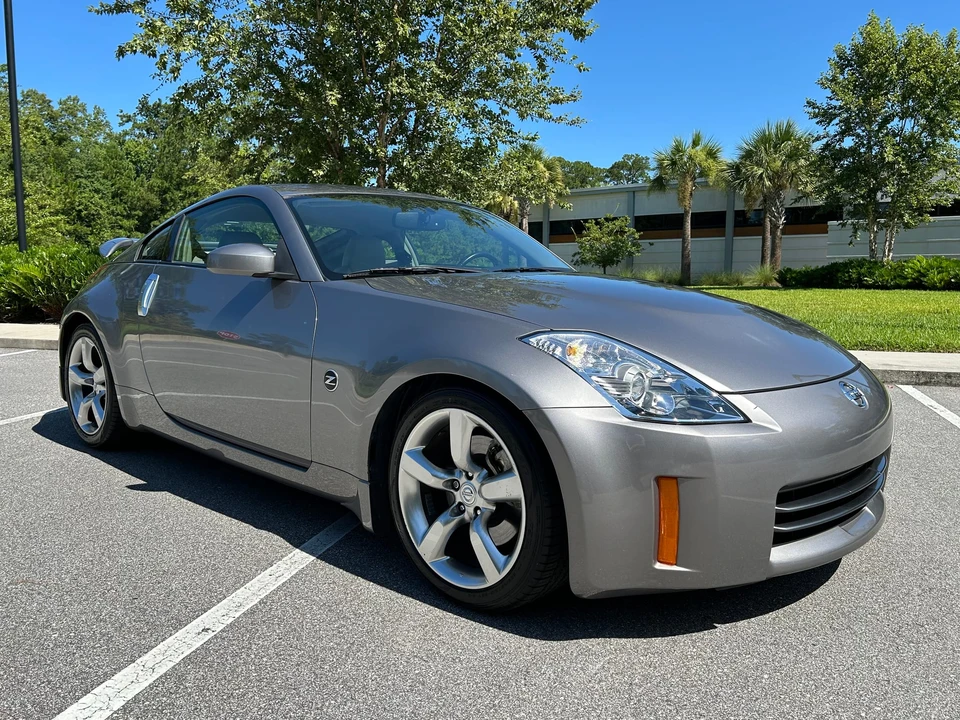 2007 Nissan 350Z 5th Gen - Image 17 of 31