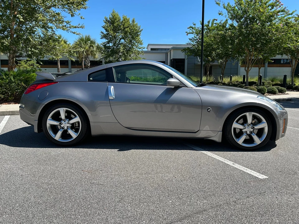 2007 Nissan 350Z 5th Gen - Image 15 of 31