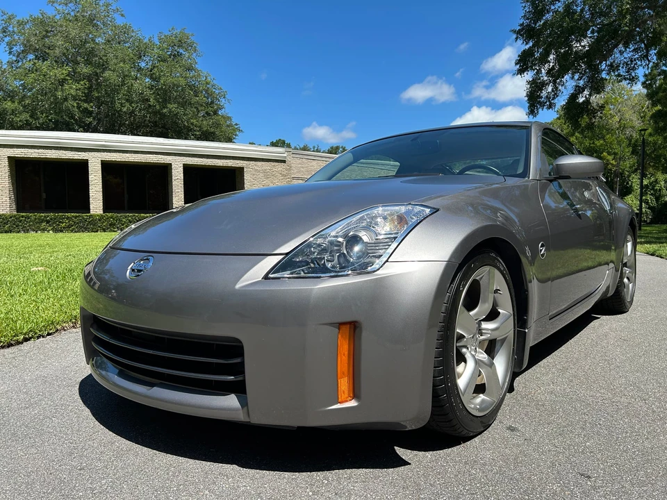 2007 Nissan 350Z 5th Gen - Image 2 of 31
