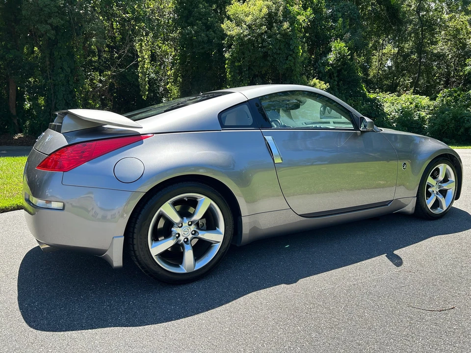 2007 Nissan 350Z 5th Gen - Image 12 of 31