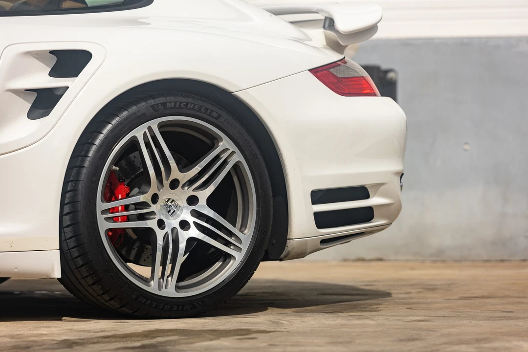2007 Porsche 997 Turbo - Image 29 of 31