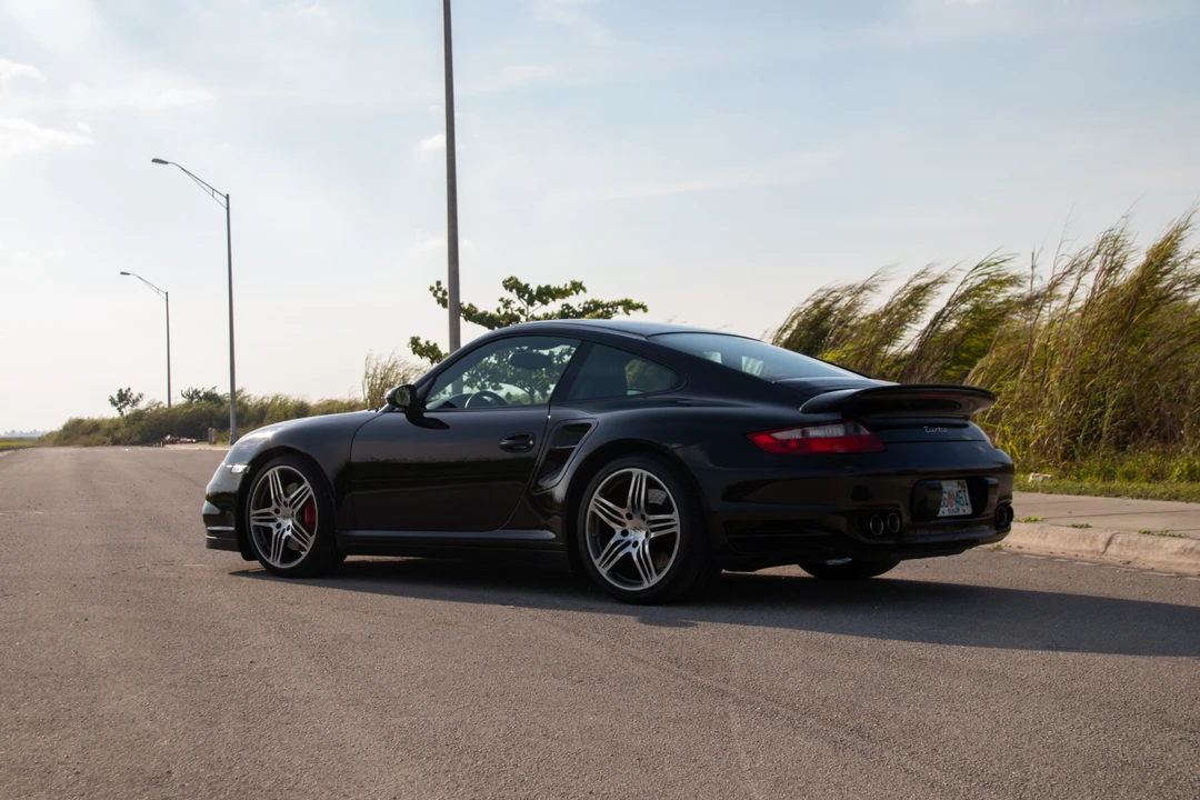 2007 Porsche 997 Turbo - Image 10 of 31