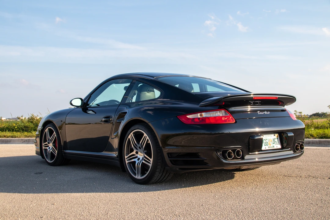 2007 Porsche 997 Turbo - Image 12 of 31