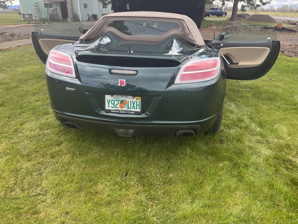 2007 Saturn Sky - Image 6 of 31