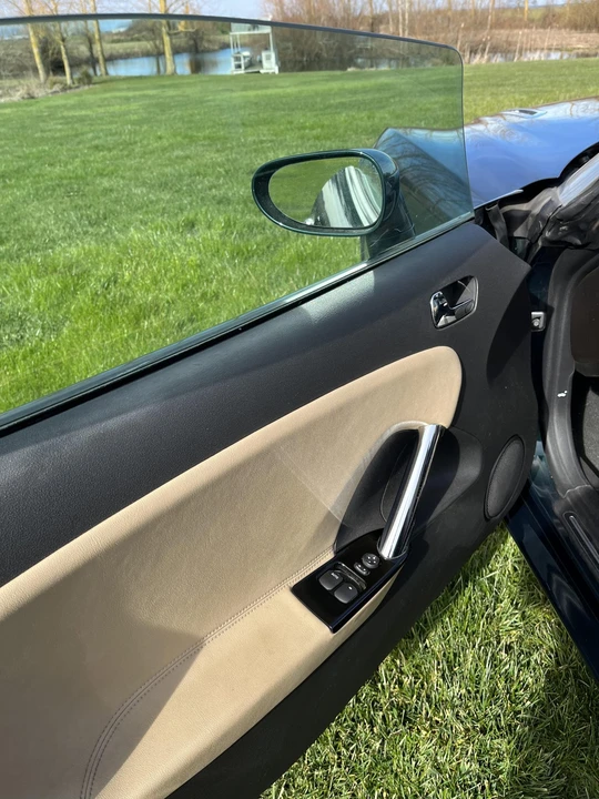 2007 Saturn Sky - Image 25 of 31
