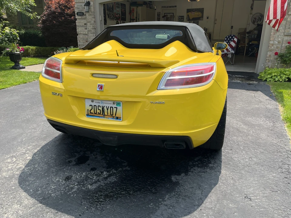 2007 Saturn Sky Red Line - Image 10 of 31