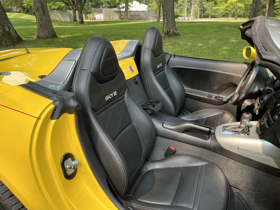 2007 Saturn Sky Red Line - Image 27 of 31