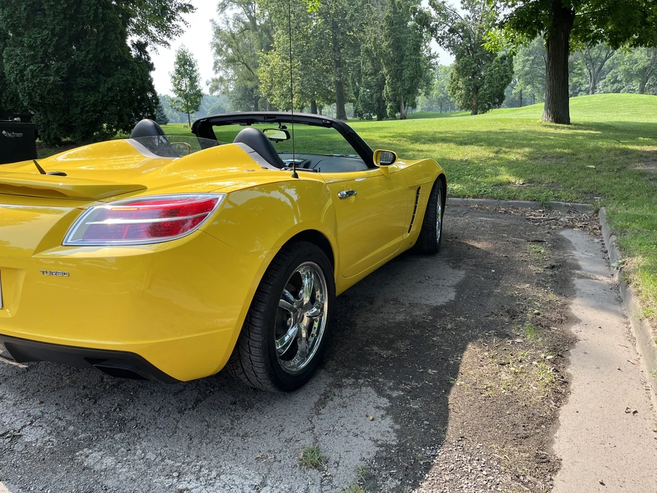 2007 Saturn Sky Red Line - Image 16 of 31