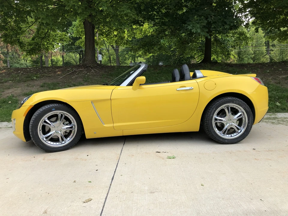 2007 Saturn Sky Red Line - Image 5 of 31