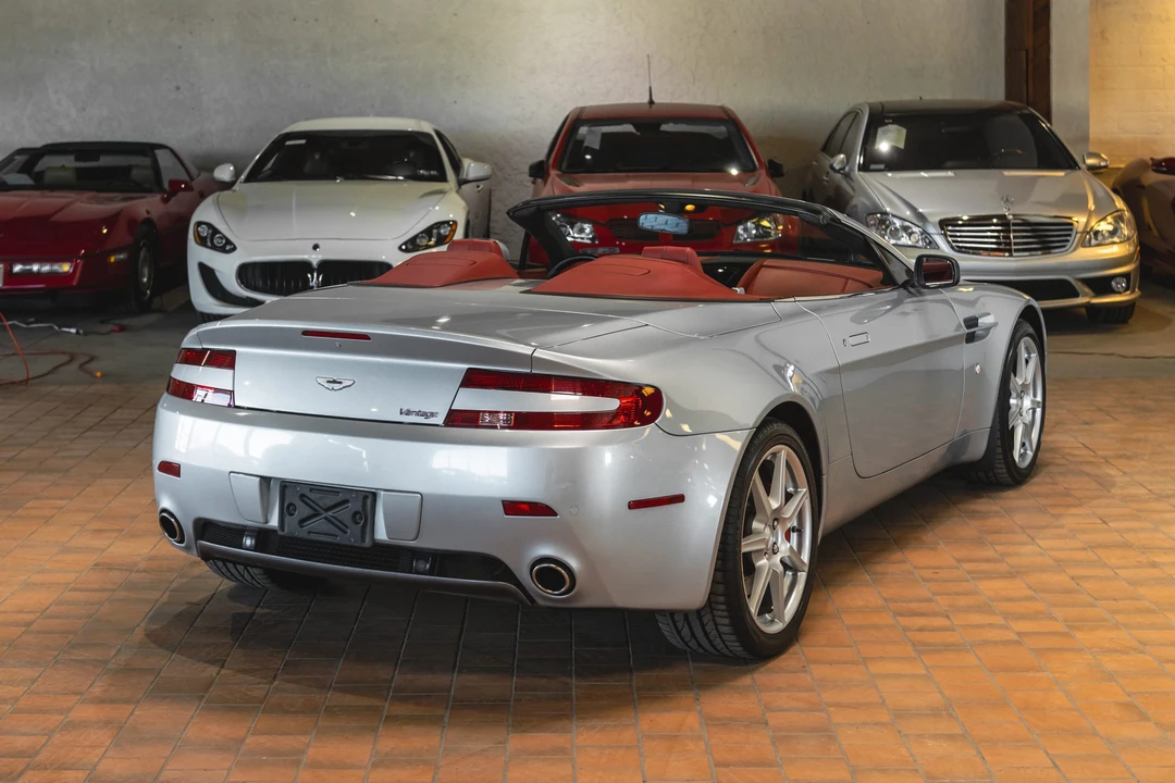 2008 Aston Martin V8 Vantage (2006-2017) - Image 27 of 31
