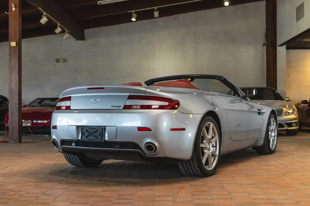 2008 Aston Martin V8 Vantage (2006-2017) - Image 28 of 31