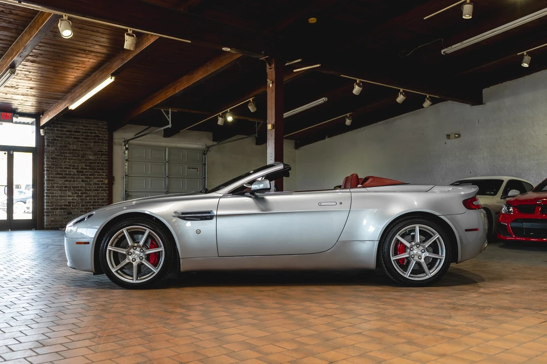 2008 Aston Martin V8 Vantage (2006-2017) - Image 19 of 31