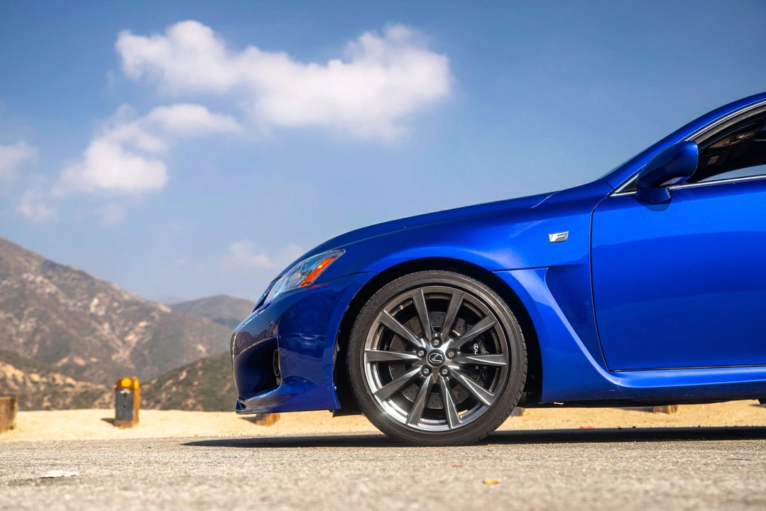 2008 Lexus IS F 2nd Gen - Image 18 of 31