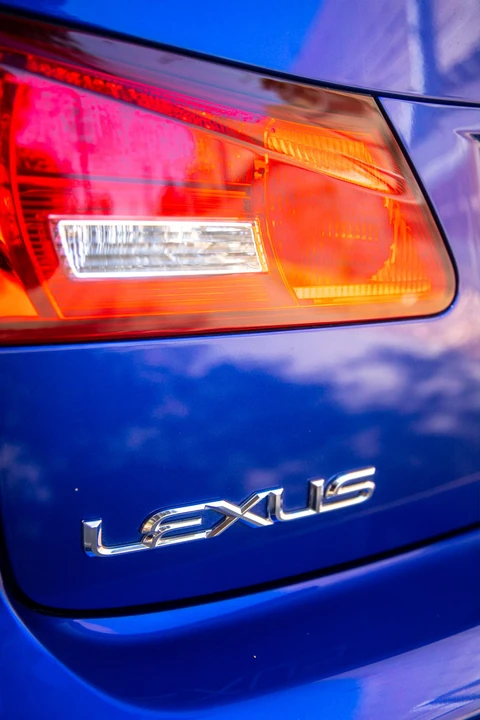 2008 Lexus IS F 2nd Gen - Image 27 of 31