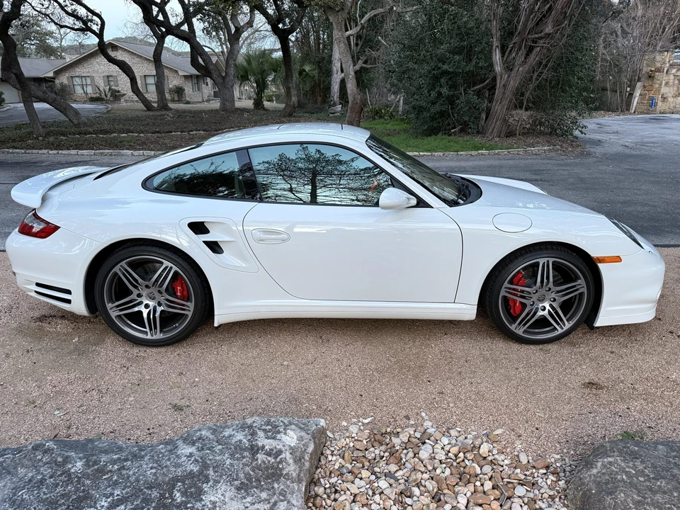 2008 Porsche 997 Turbo - Image 26 of 31